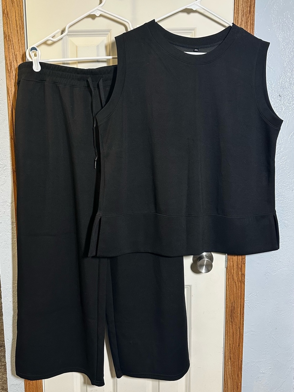 NWOT Black Sleeveless Top & Wide-Leg Pants Set